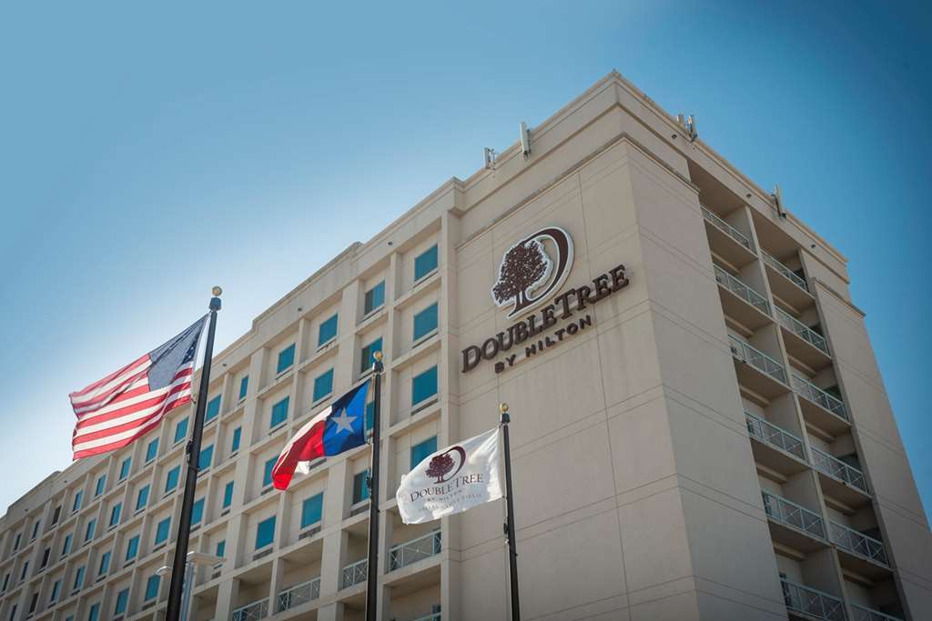 Doubletree By Hilton Hotel Dallas - Love Field Exterior foto